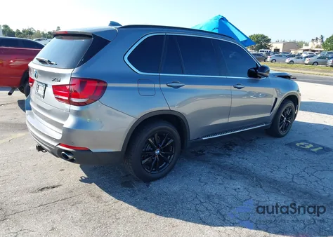 2015 BMW X5 xDrive35I z USA, uszkodzony, nr VIN 5UXKR0C59F0K67862